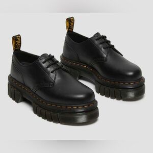 Dr. Martens AUDRICK NAPPA LEATHER PLATFORM SHOES